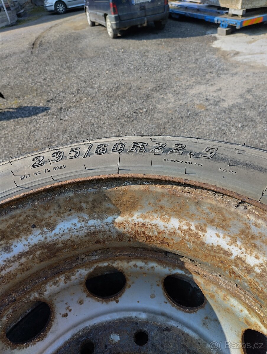 Prodej nákladnich pneu - 4