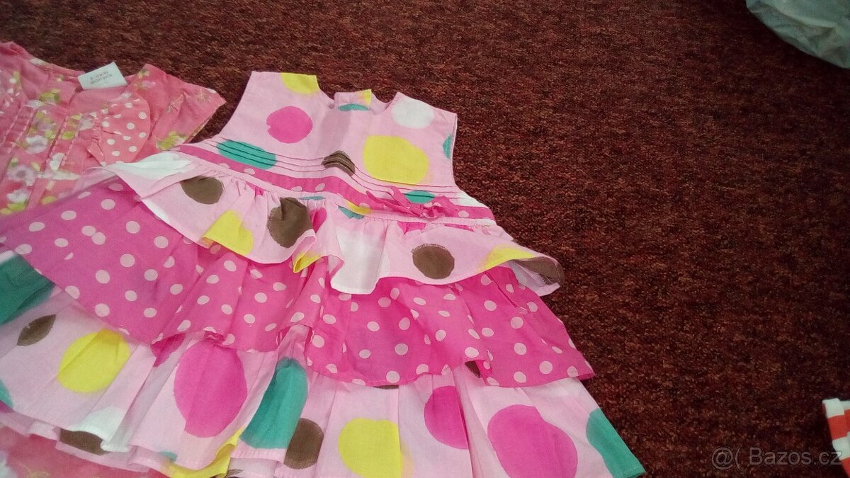 Dětské šatičky vel.9-12 měsíců,cena celkem - 4