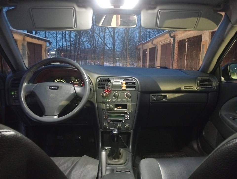 Volvo V40 1.9 Di - 4