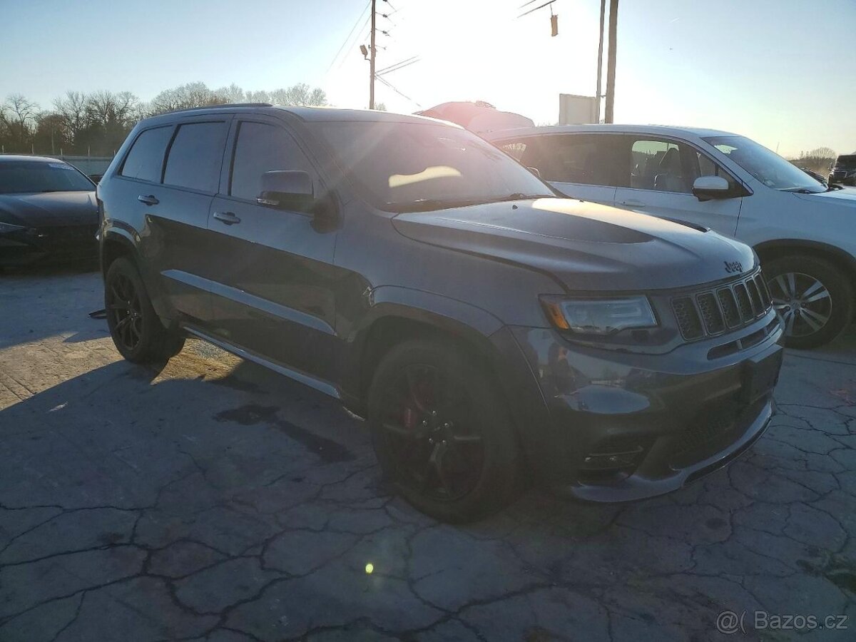 Jeep Grand Cherokee SRT-8 2020 - 4