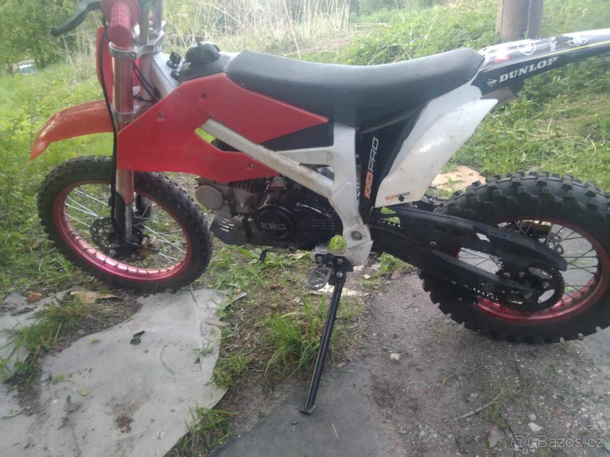 Prodám motorku kxd 125