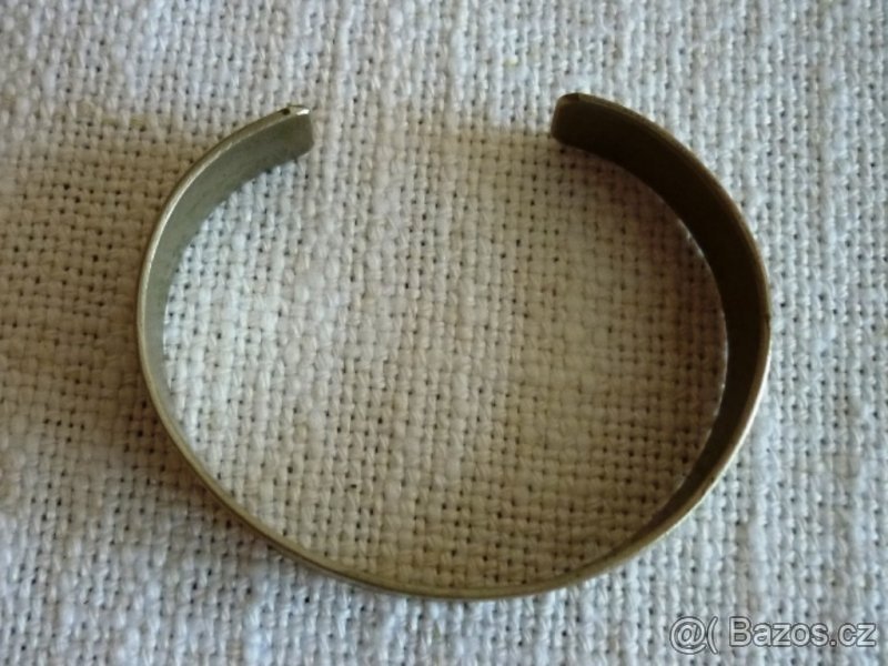 Náramek, dřevena brož, náhrdelníky (svatební, plesové…) - 4