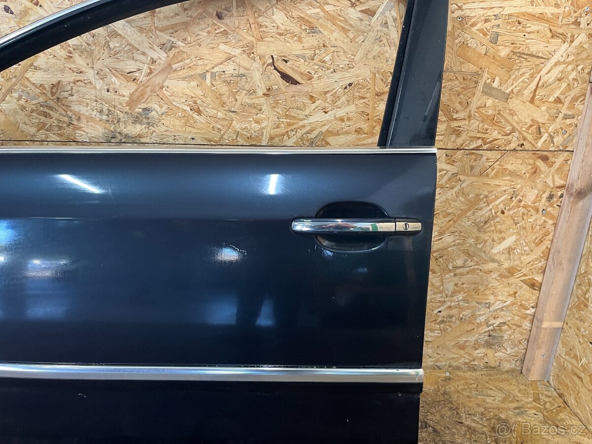 ODSTROJENÉ LEVÉ PŘEDNÍ DVEŘE VOLKSWAGEN PHAETON - 4