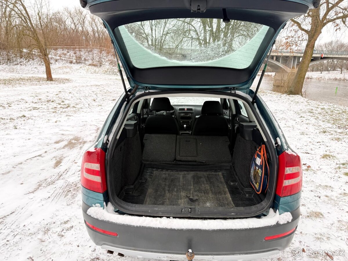 Škoda Octavia Scout 4x4 TDi - 4