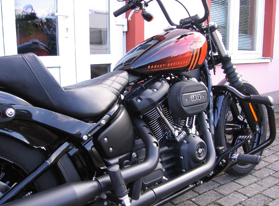 Harley Davidson FXBBS Street Bob motor M8 - 4