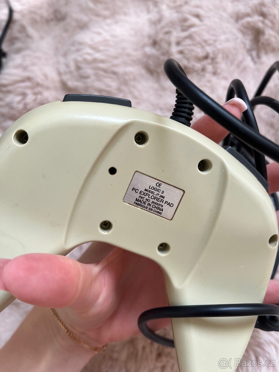 Logic3 PC Explorer Pad - 4