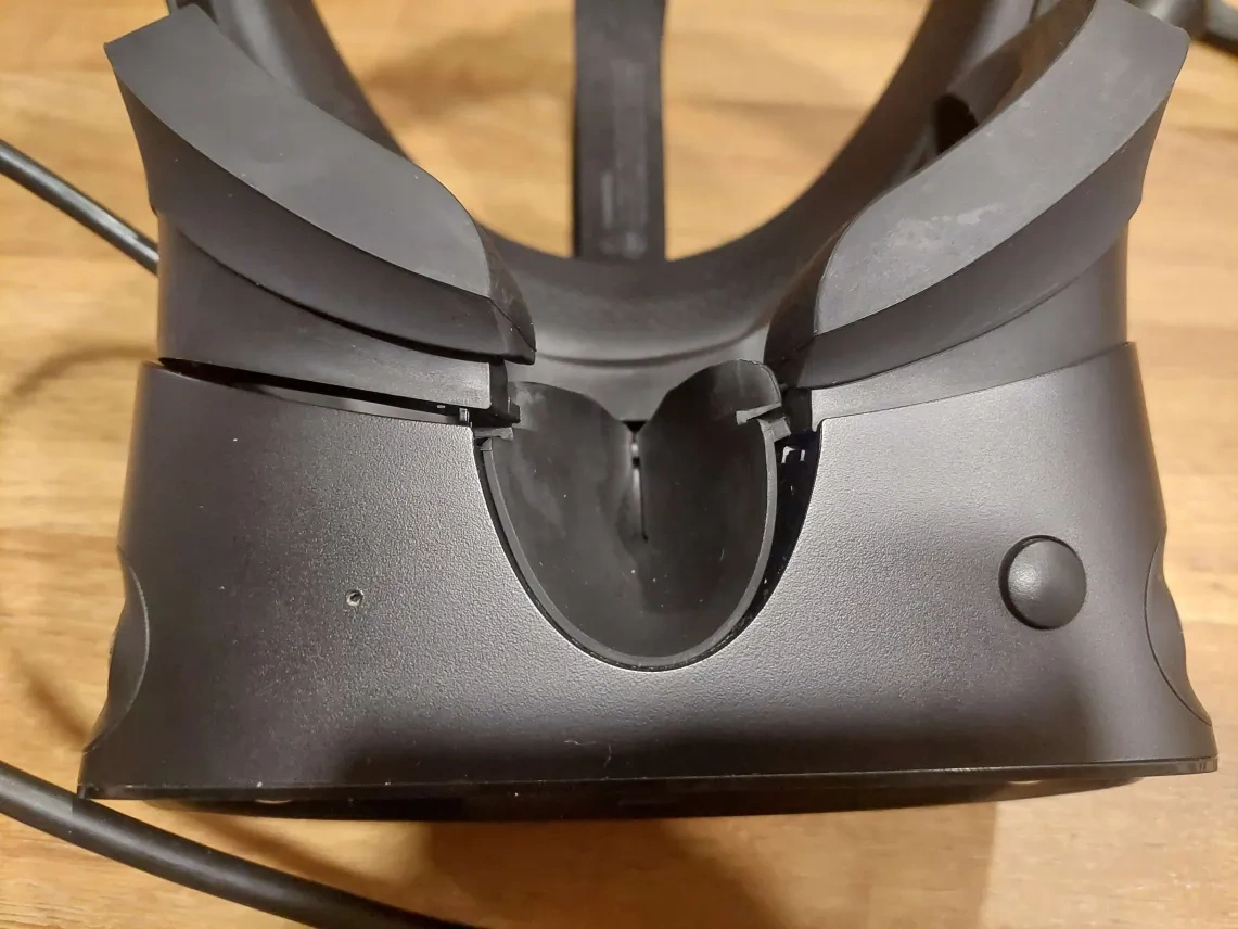 Oculus Rift S (poškozený) - 4