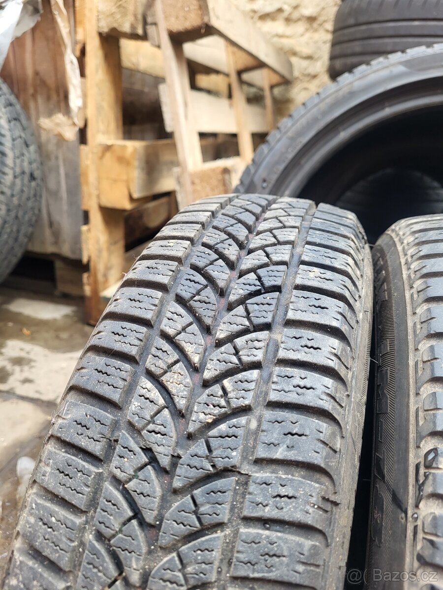 145/70 R12 Bridgestone Blizzak - 4