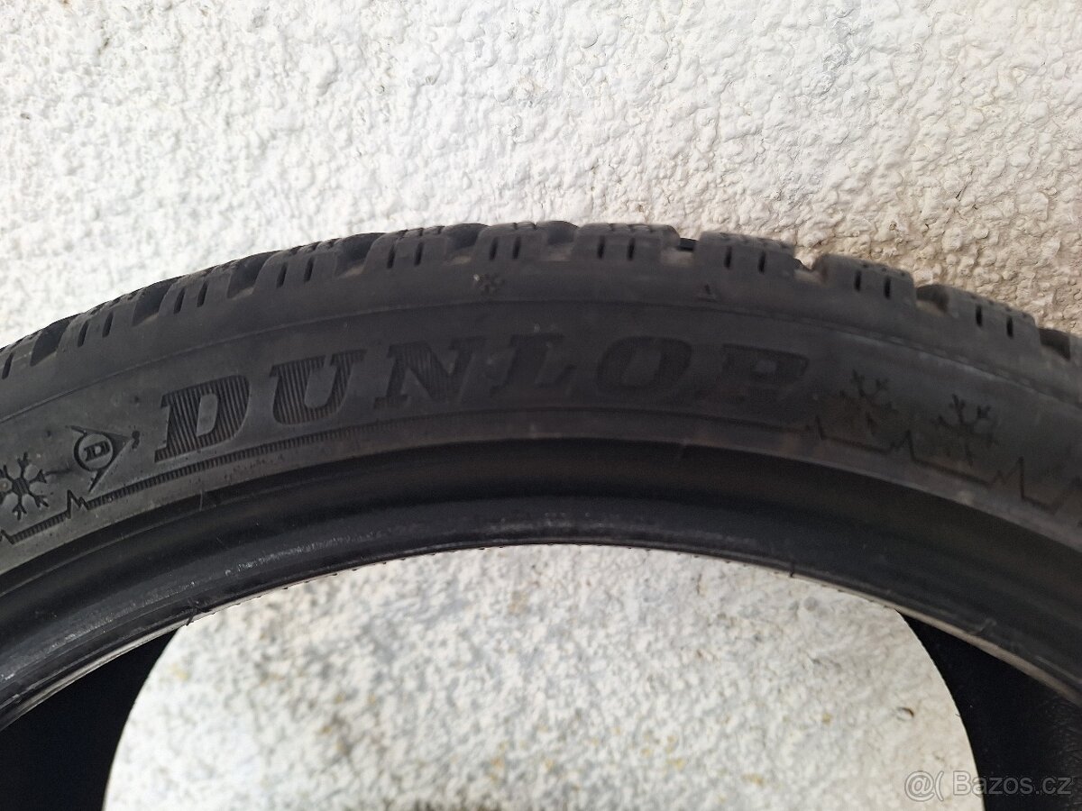 Prodám zimní pneu 225/40/18 Dunlop - 4