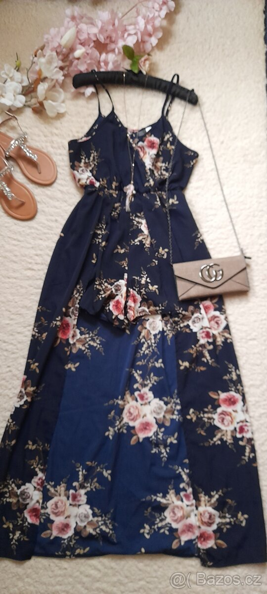 Květovaný krátký overal s vlečkou - 4