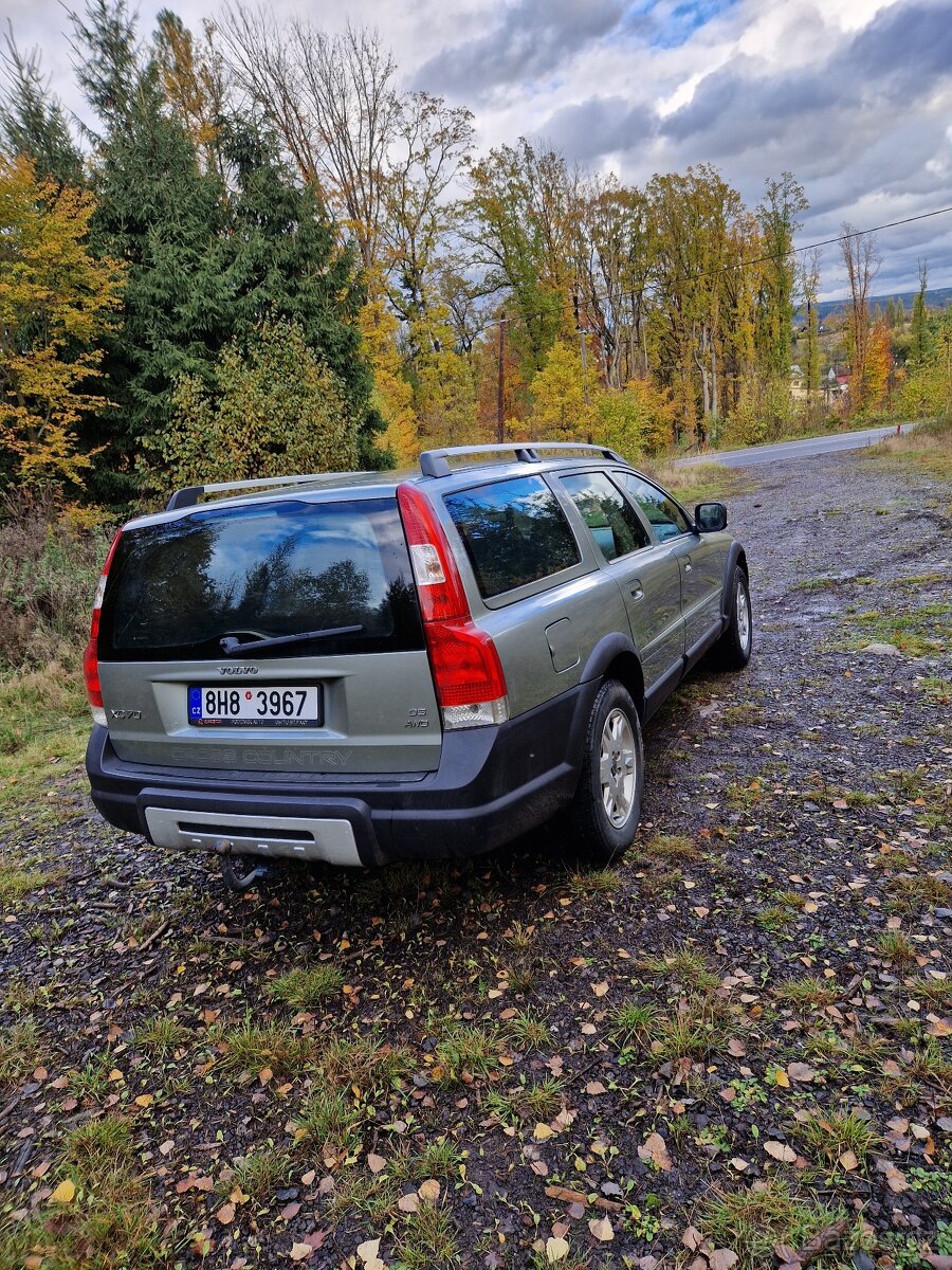 Volvo xc70 2.4D5 136kw - 4