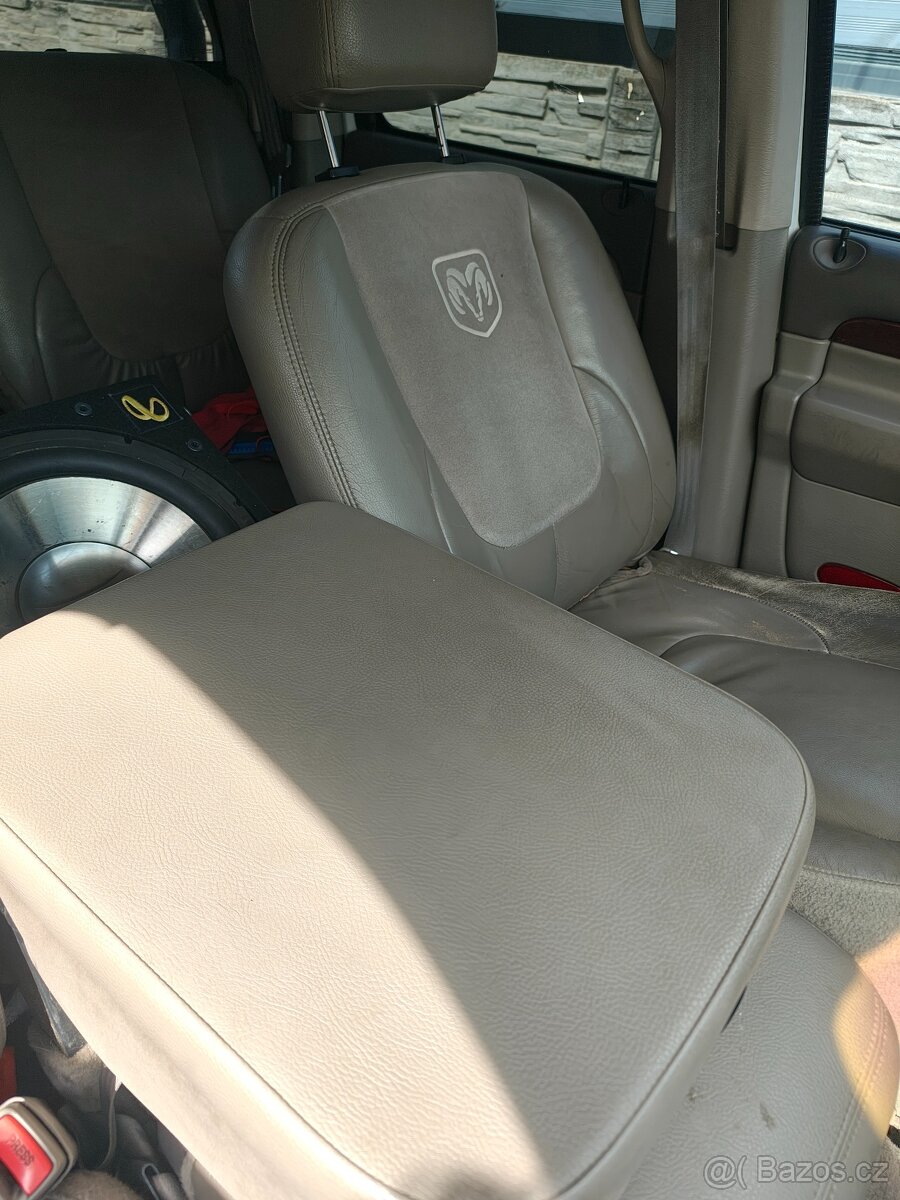 Dodge ram 1500 lifted mnoho úprav LPG 6ti místná kabina - 4