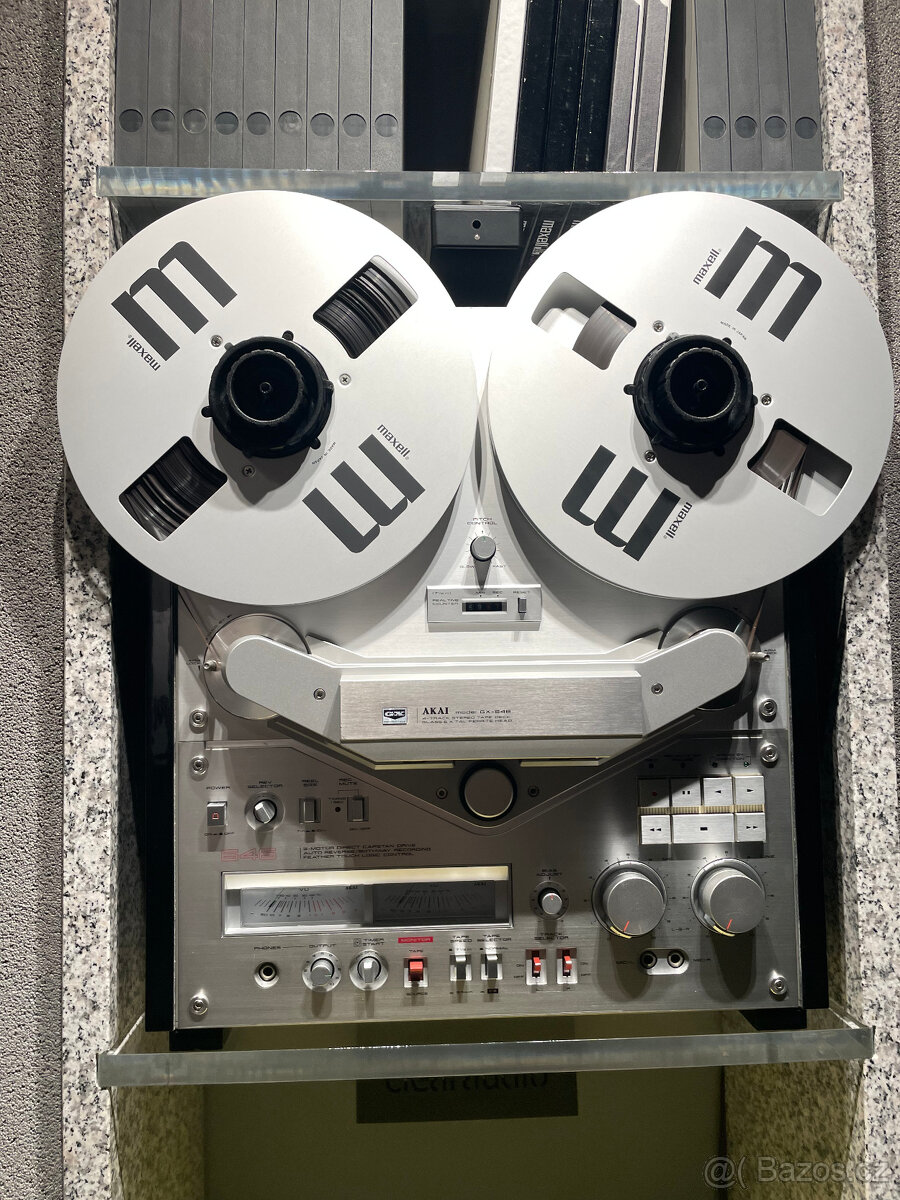 Kotoučový magnetofon AKAI 646 - 4