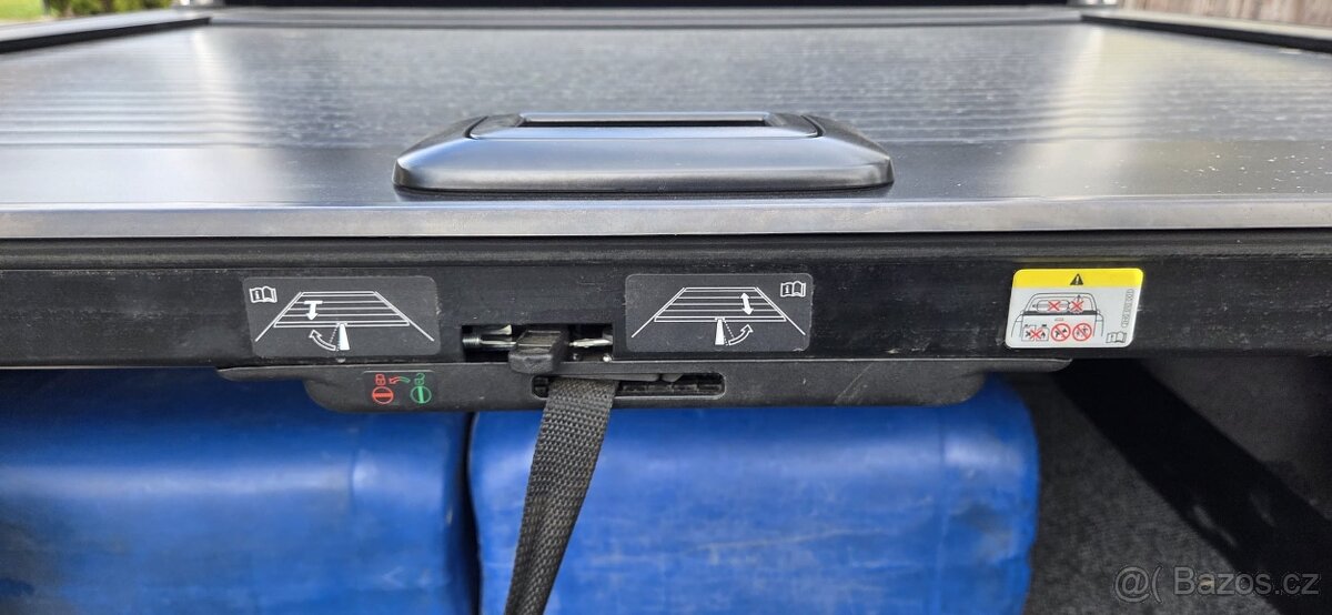 Roleta s rámem na VW Amarok originál - 4