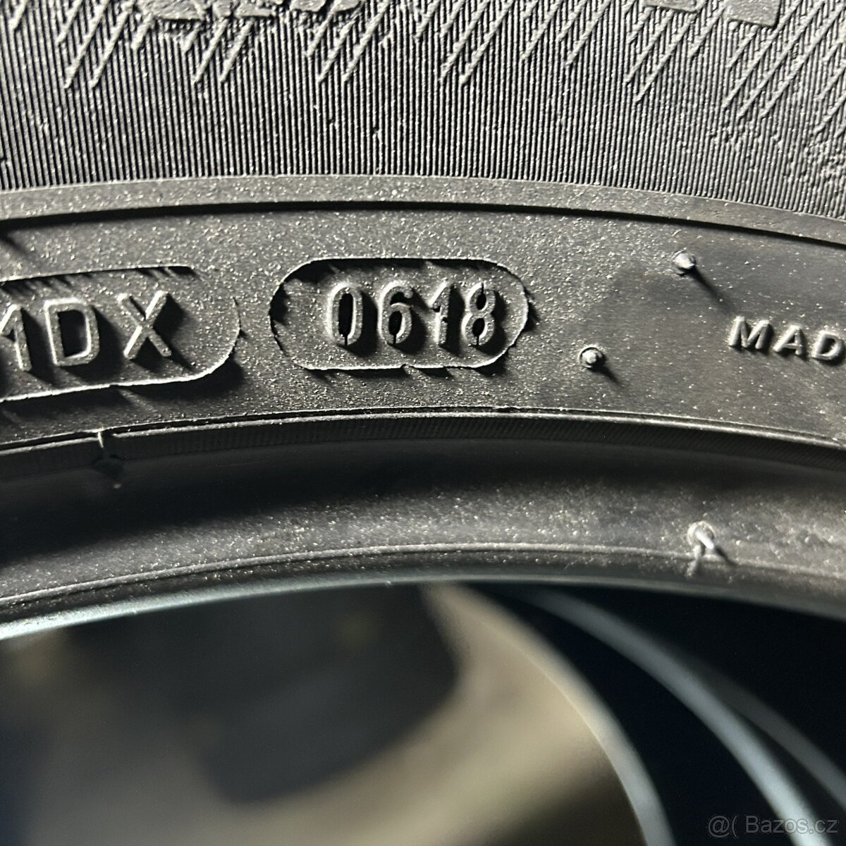 Letní pneu 275/45 R20 110V Michelin 4mm - 4