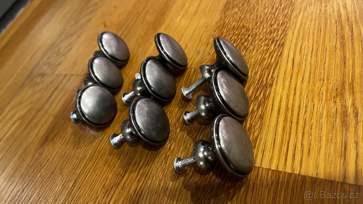 Madla a úchytky IKEA - keramika a kov - 4