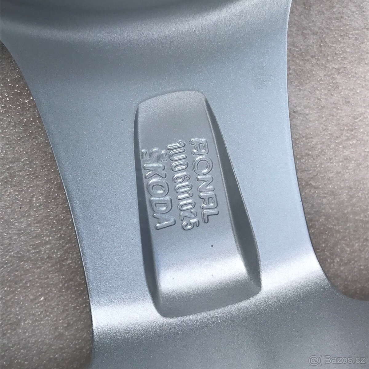 NOVÝ disk Škoda Ronal R15 - 4