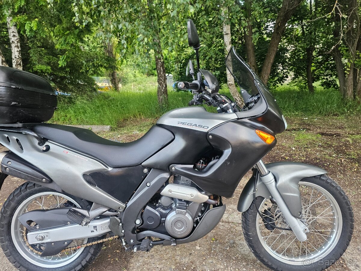 Aprilia Pegaso 650 r.v. 2004