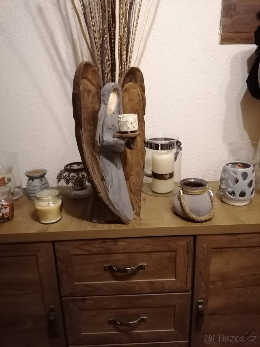 Dekorace svícen anděl motorovou pilou - 4