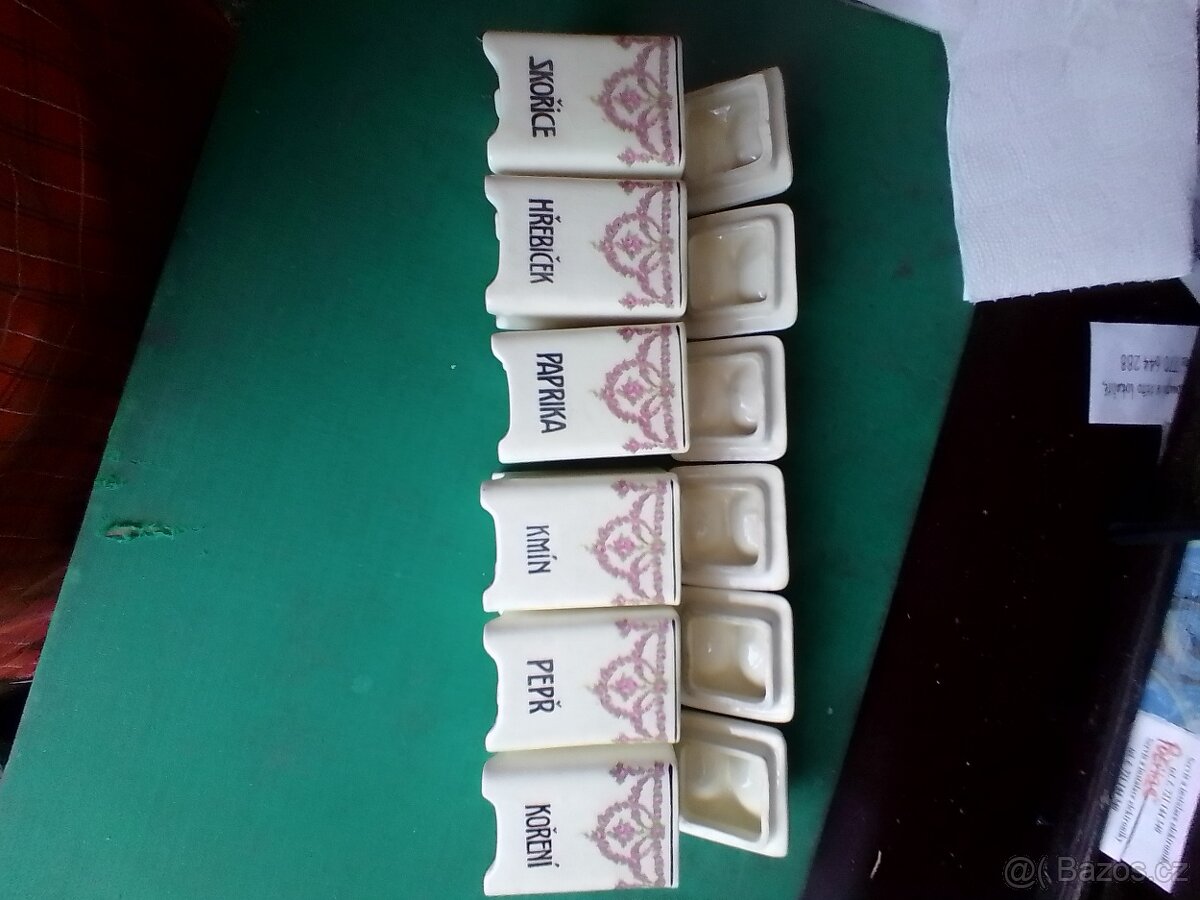 Starožitné porcelánové kořenky (Eichwald) r.1849. - 4