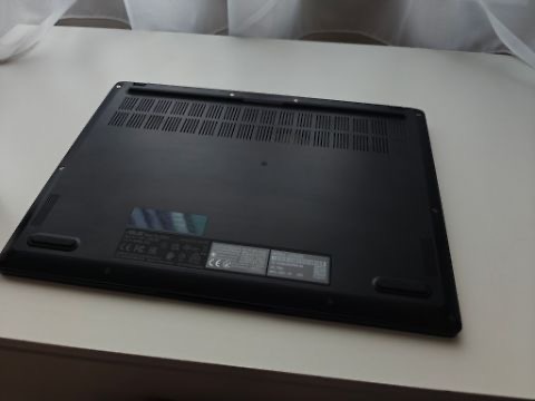 Asus Vivobook S 14 OLED - 4