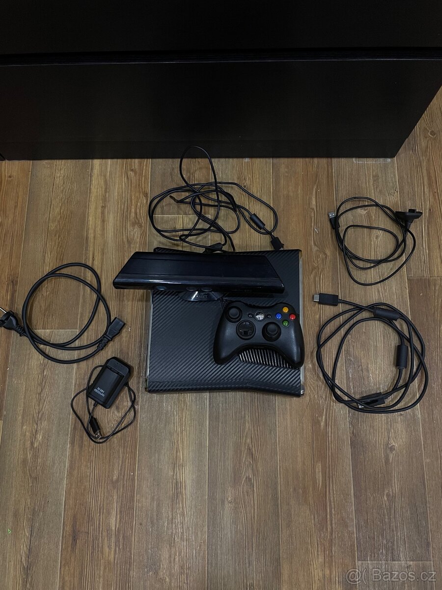 XBOX 360 S + KINECT - 4