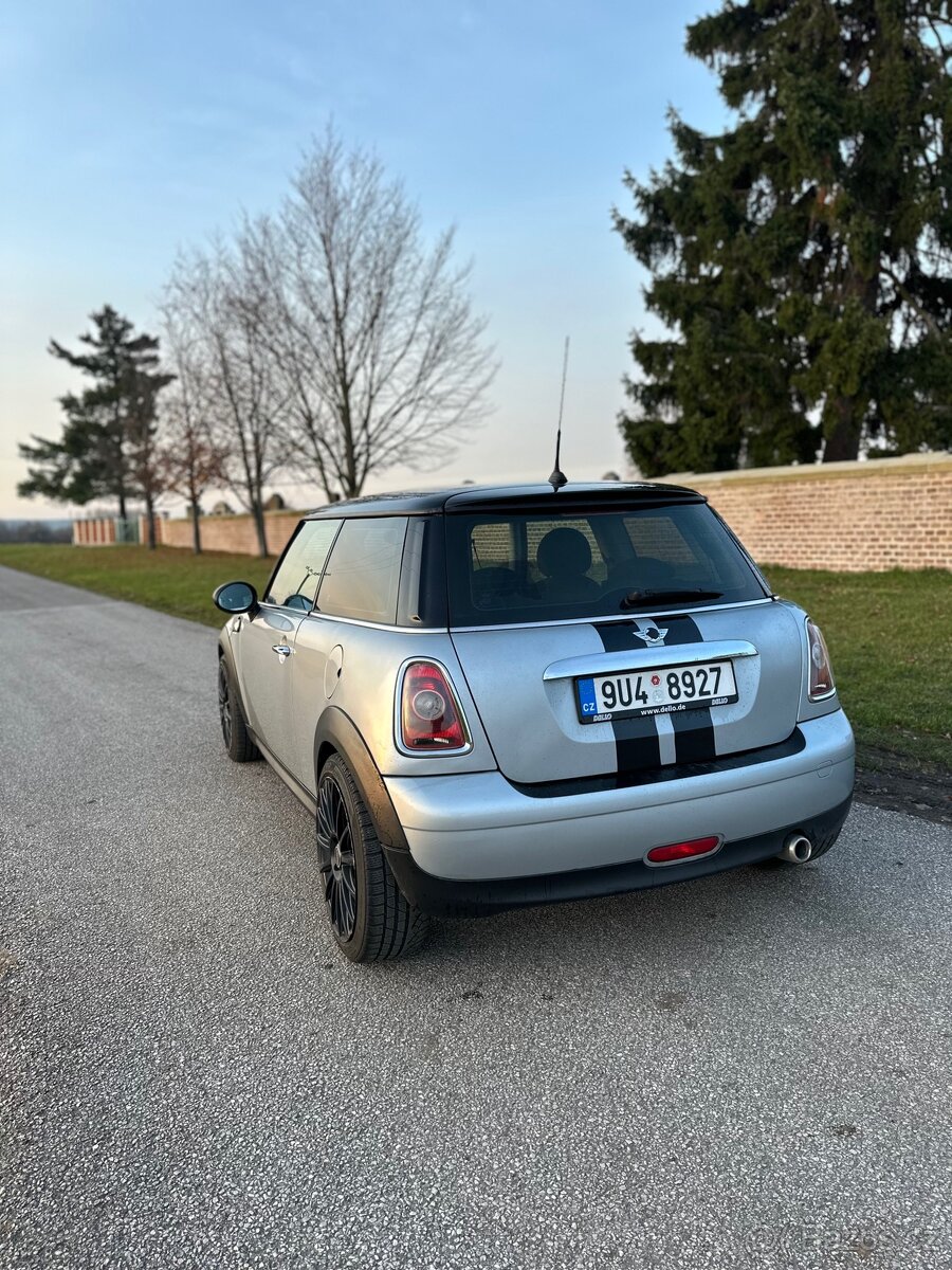 Mini Cooper 1.6D 80kw - 4
