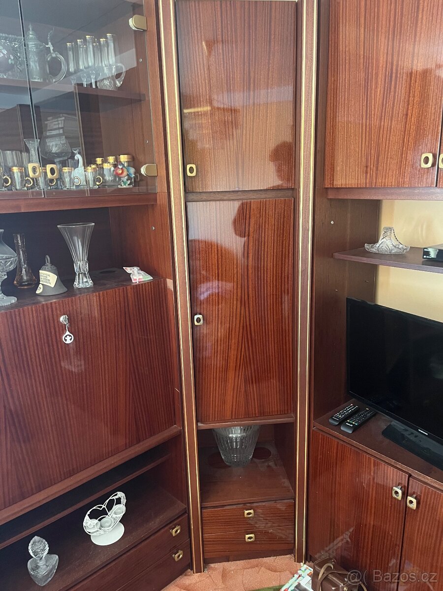 Daruji za odvoz obývací stěnu - 4