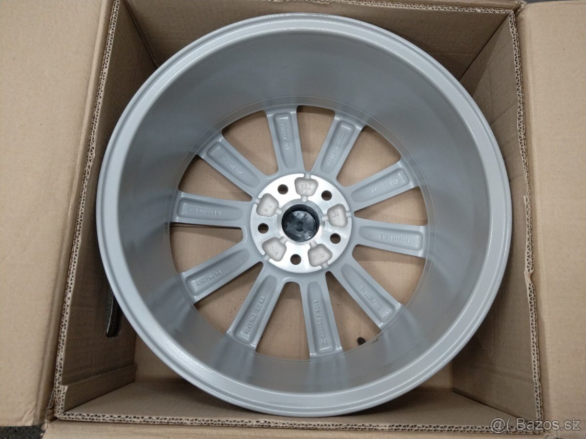 Alu VW R 17 originál + zimné pneu. - 4