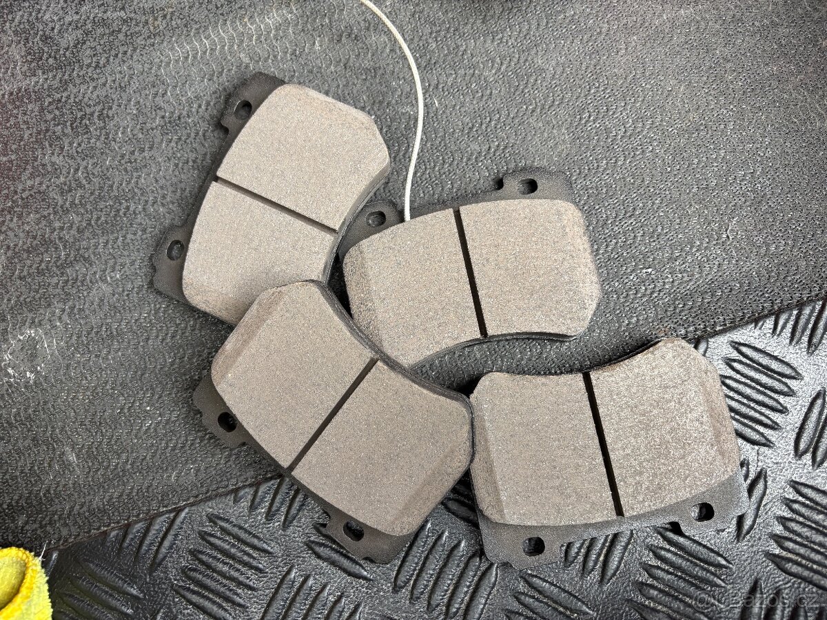 Přední brzdové destičky Brembo pro Alfa Romeo 159 či jiné - 4