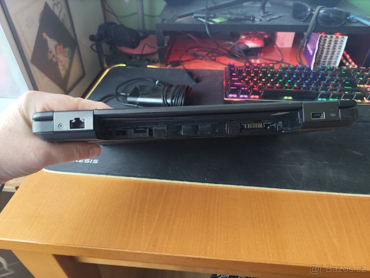 Dell Latitude E5440 - 4