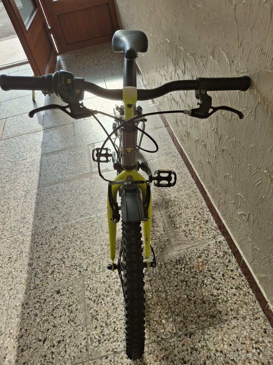 Author Cosmic 20 - 4