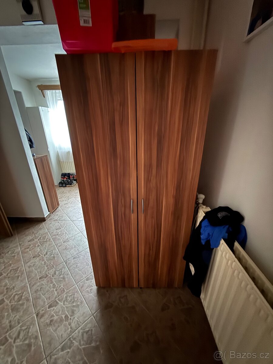 Pokojíček .. šatní skříně - 4