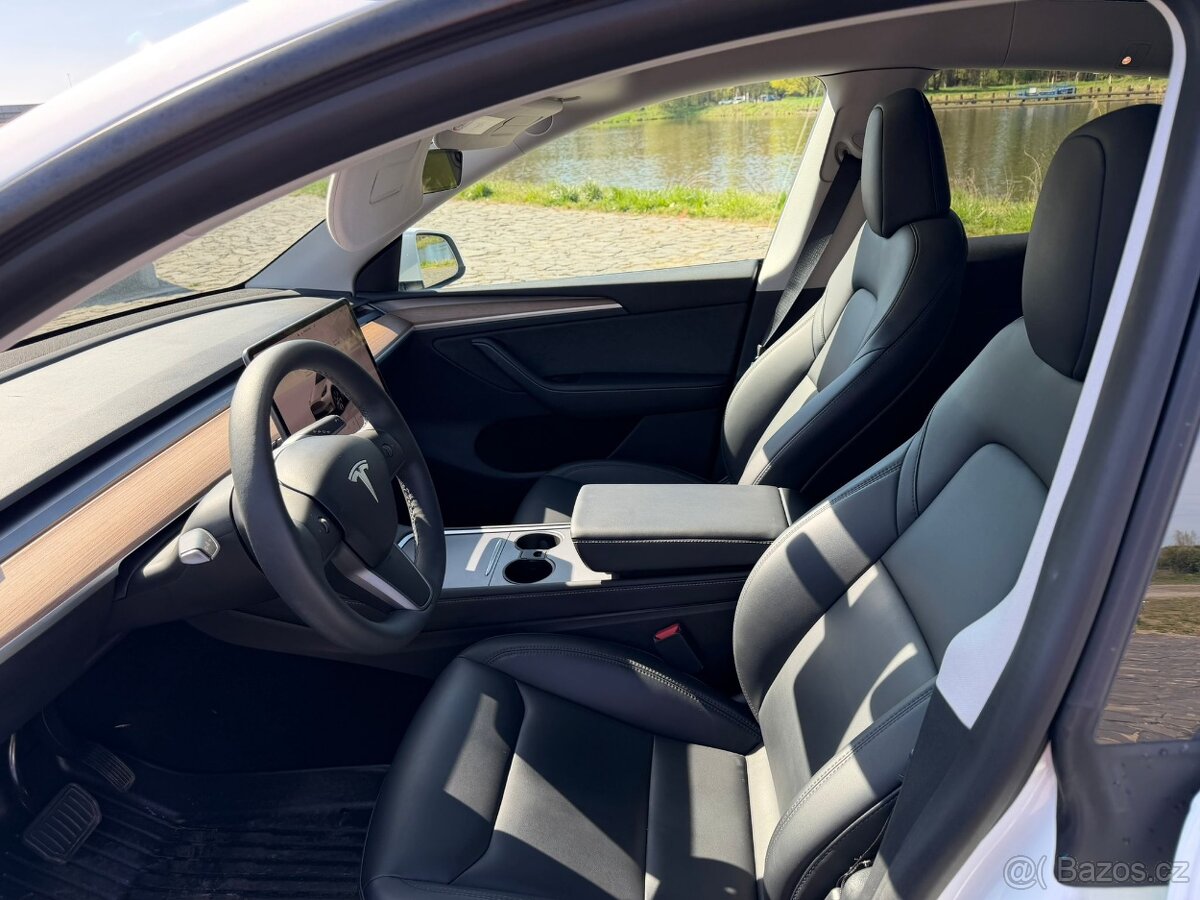 Tesla Model Y Long Range AWD – BERLIN - 4