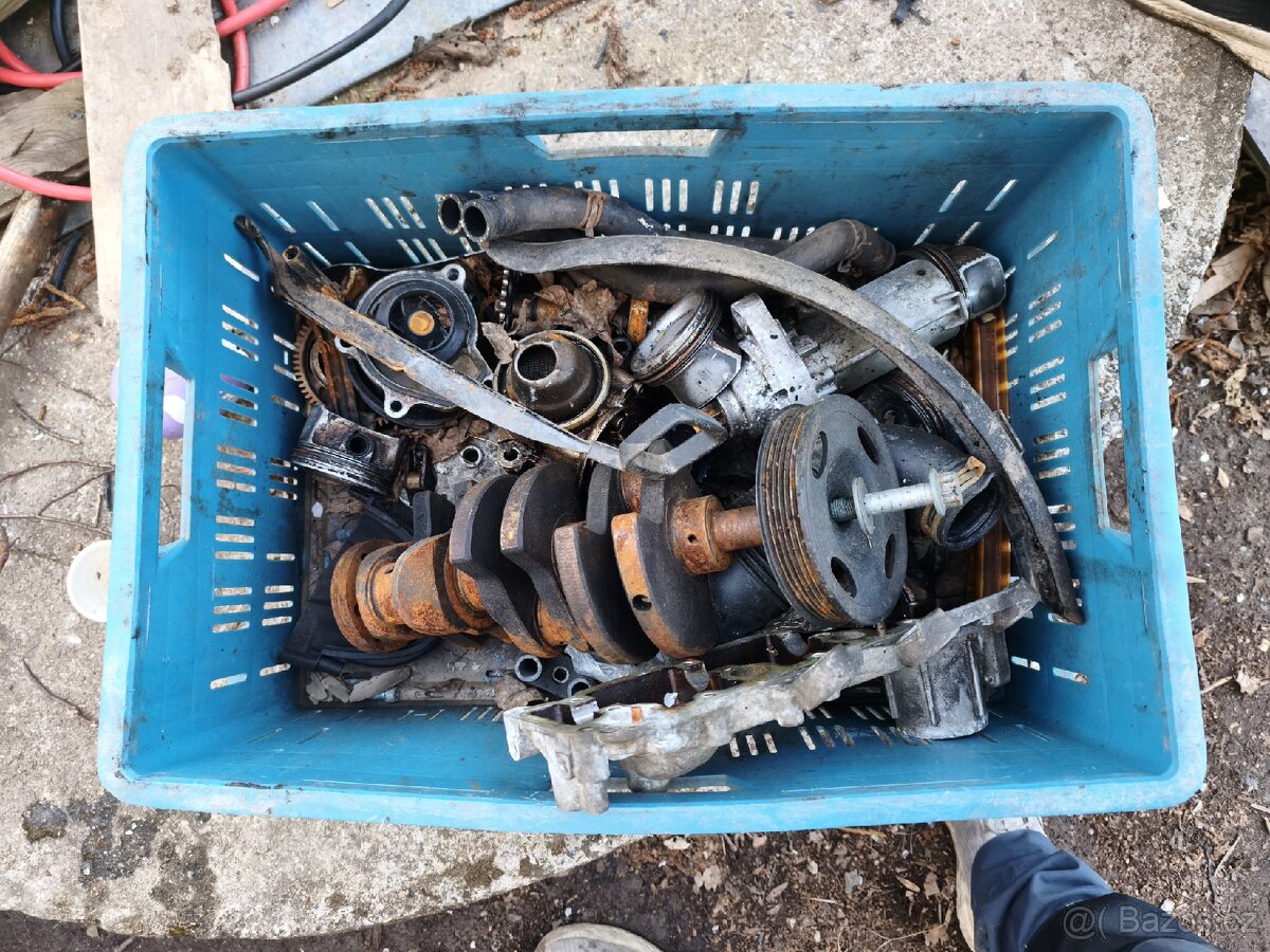 Díly na motor 1.2 HTP - 4