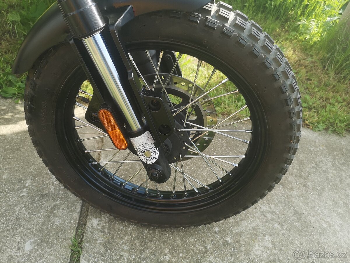 Brixton 250, najeto 1150km, bez TP