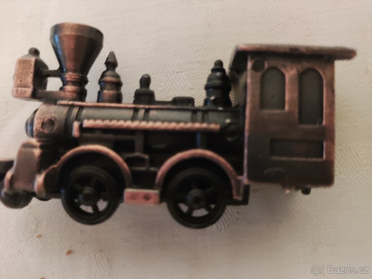 kovová lokomotiva /parní mašinka/ pro sběratele - 4