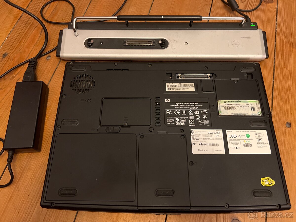 HP Compaq nx7010 - 4