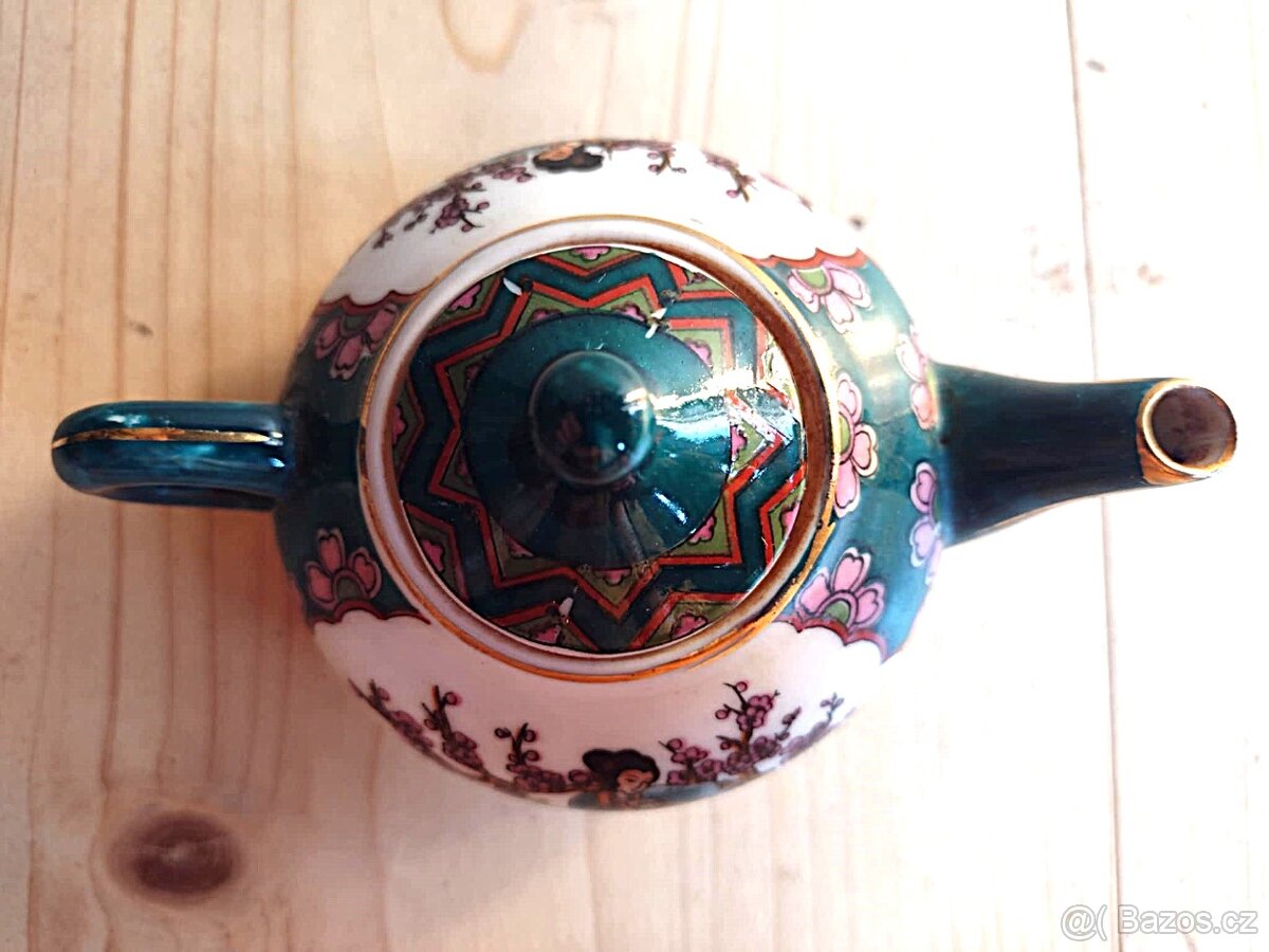 NA PRODEJ KRASNE DEKOROVANA KONVICKA NA ZELENY CAJ - 4