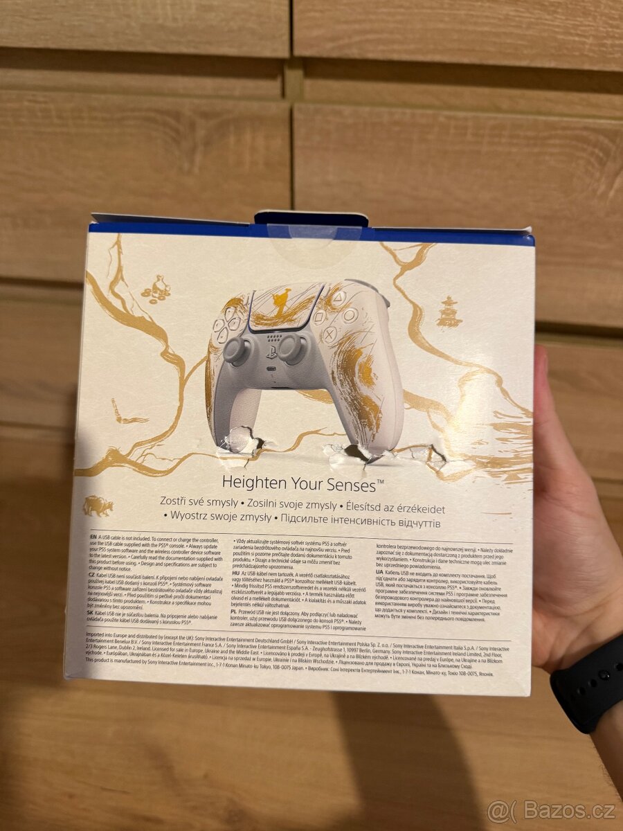 PS5 DualSense Ghost Of Yotei Gold Limited Edition NOVÝ - 4