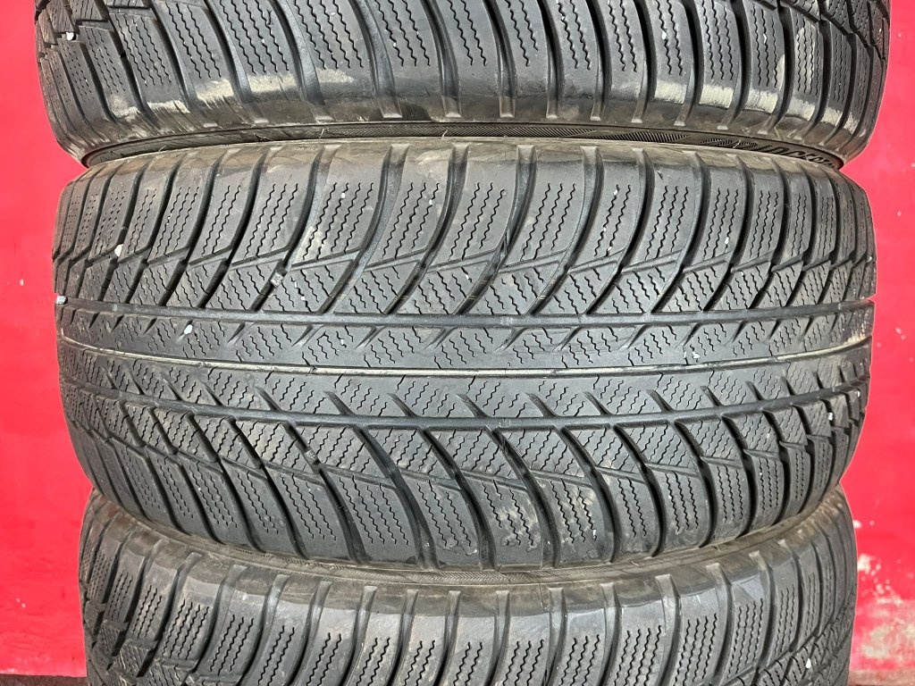 225/45 R18 91 H ZIMNÍ Bridgestone Blizzak LM 001 - 4