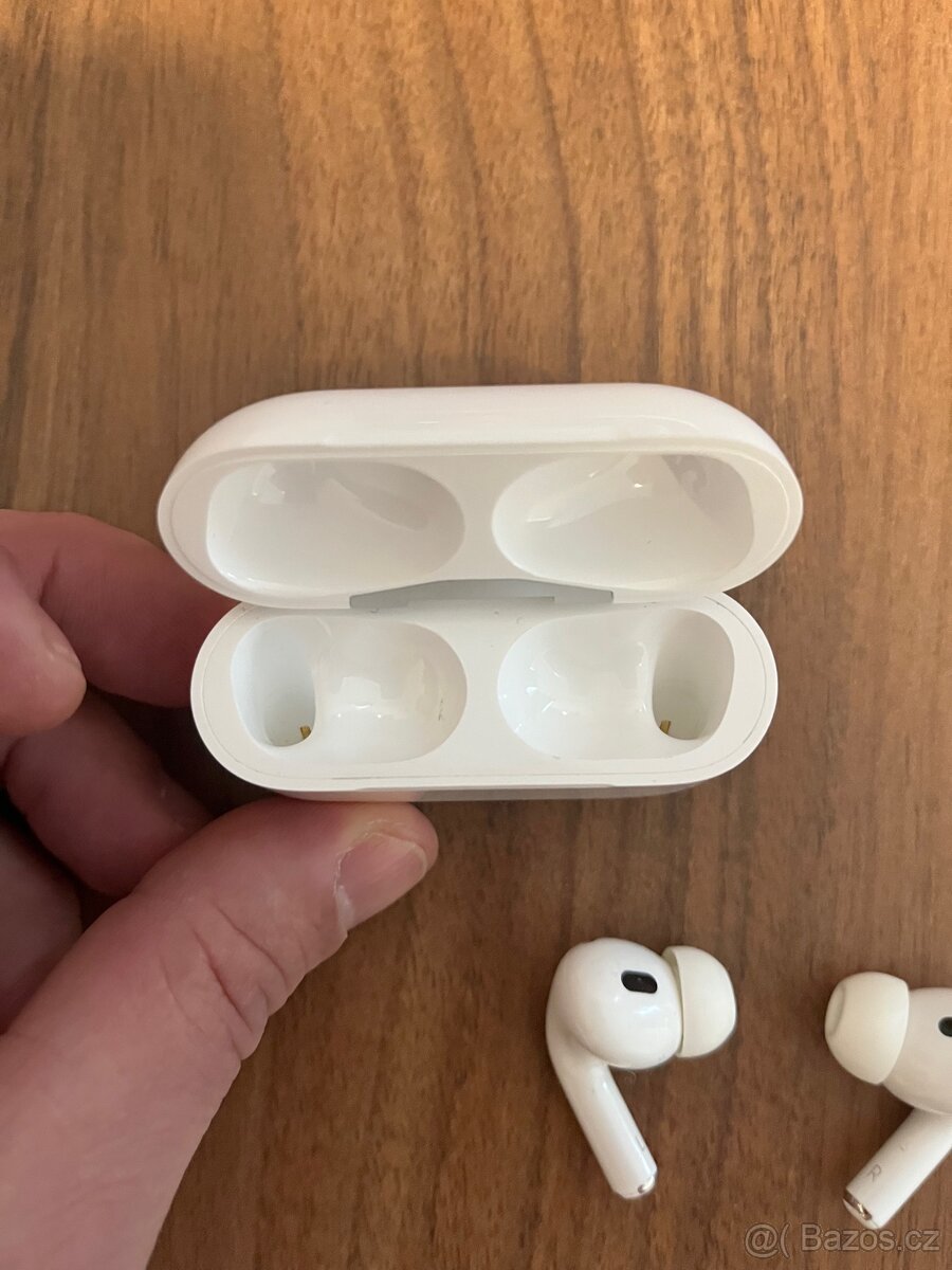 AirPods Pro ( 2nd generation ) with MagSafe - 4