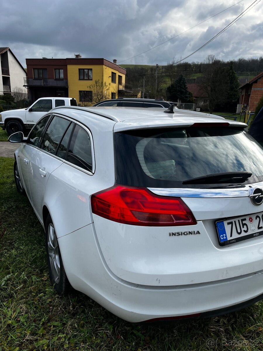 Insignia 2011 96kw - 4