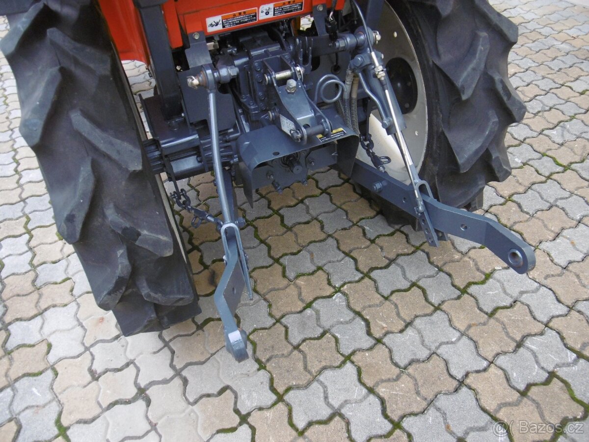 Malotraktor KUBOTA GT19D - 4