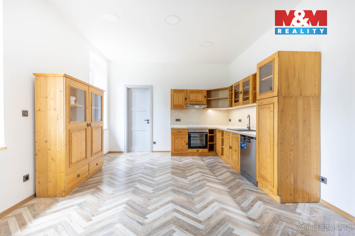 Pronájem bytu 4+1 v Zákupech, ul. Borská - 4
