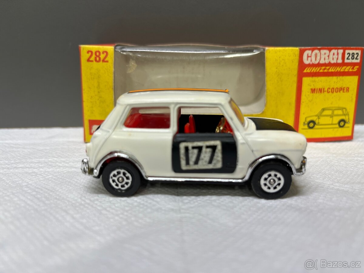 Corgi toys Mini Cooper - 4