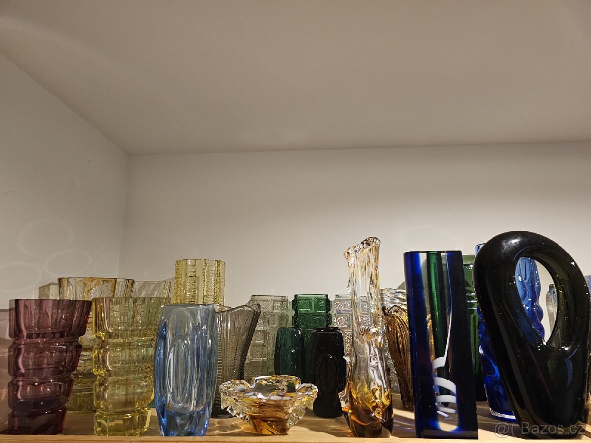 SBÍRÁM STARÉ VÁZY, RETRO FIGURKY, KERAMIKA i PORCELÁN - 4