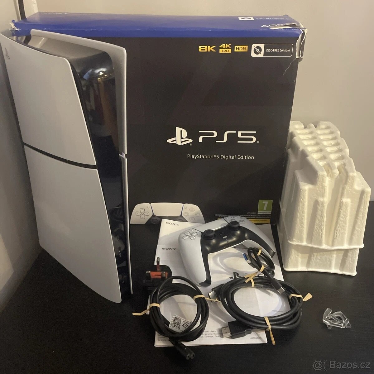 PlayStation 5 Slim (Digital Edition) - 4