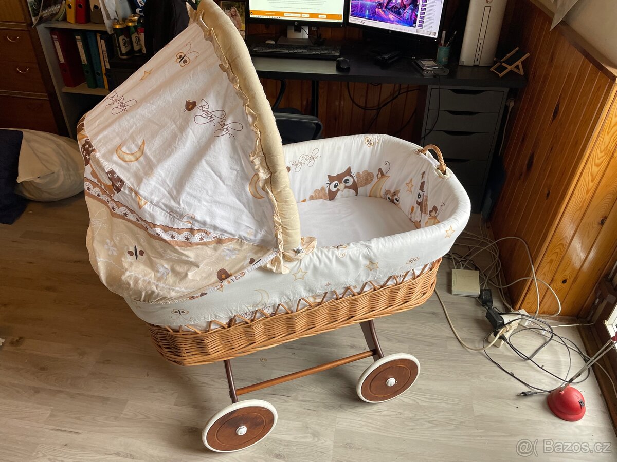 Dětská postýlka na kolech - 4