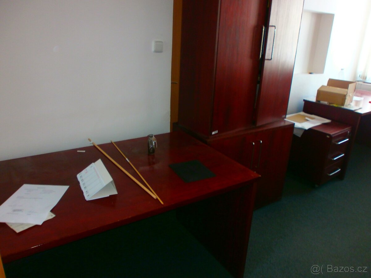 kancelářské stoly - 4